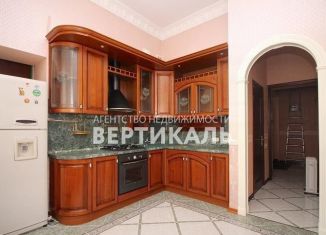 Аренда трехкомнатной квартиры, 120 м2, Москва, улица Макаренко, 2/21с2, метро Курская