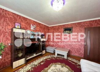 Продается двухкомнатная квартира, 50 м2, Чернушка, Коммунистическая улица, 6Б