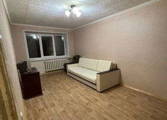 Сдается в аренду 1-комнатная квартира, 35 м2, Истра, улица Босова, 15