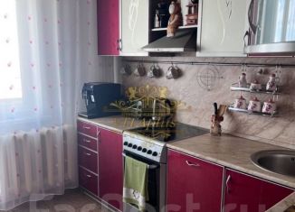 Продажа 2-ком. квартиры, 53 м2, Артём, улица Кирова, 53