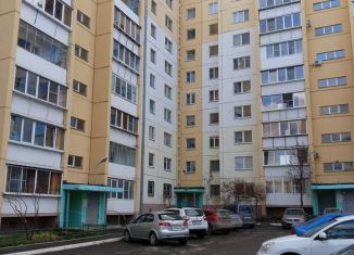 Продаю двухкомнатную квартиру, 52 м2, Челябинск, улица Салавата Юлаева, 26, Курчатовский район