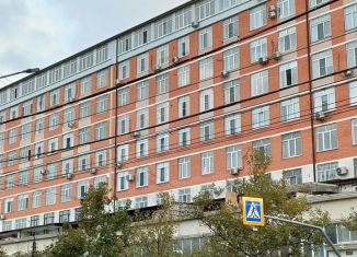 Продаю квартиру студию, 32 м2, Махачкала, улица Магомета Гаджиева, 73А