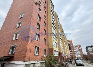 Продаю 2-ком. квартиру, 53.8 м2, Курган, Профсоюзная улица, 4А