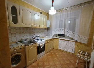 Продается 2-ком. квартира, 46.3 м2, Саратовская область, улица Романова, 17А