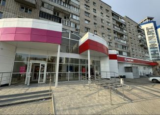 Продаю торговую площадь, 314 м2, Барнаул, Павловский тракт, 82