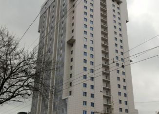 Продаю 1-ком. квартиру, 53 м2, Ростов-на-Дону, Стадионная улица, 38