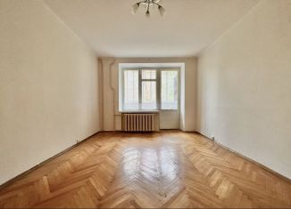 Продажа многокомнатной квартиры, 37.9 м2, Москва, улица Маршала Неделина, 32к1