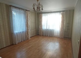 Продам 2-комнатную квартиру, 42 м2, Пушкин, Средняя улица, 40