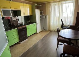 Сдается 3-ком. квартира, 75 м2, Самарская область, улица Островского, 40