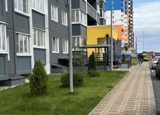 Продаю 1-комнатную квартиру, 37.3 м2, Ростов-на-Дону, Октябрьский район, улица Юрия Дубинина, 1/1