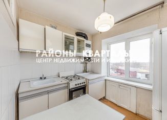 Продам 2-комнатную квартиру, 43 м2, Челябинск, улица Шарова, 64, Советский район