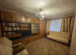 Продам 3-комнатную квартиру, 57 м2, Санкт-Петербург, улица Матроса Железняка, 49, метро Чёрная речка