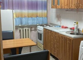 Сдам 2-ком. квартиру, 44 м2, Искитим, микрорайон Южный, 1Б