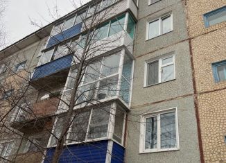 Продажа 2-комнатной квартиры, 47 м2, Канск, улица Герцена-9, 25