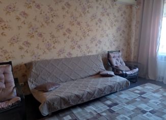 Сдам двухкомнатную квартиру, 54 м2, Апшеронск, Клубная улица, 16А