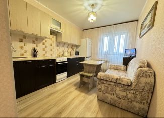 Продажа однокомнатной квартиры, 46 м2, Калуга, улица Серафима Туликова, 2