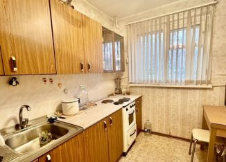 Продам 2-комнатную квартиру, 46 м2, Челябинск, Солнечная улица, 12, Курчатовский район