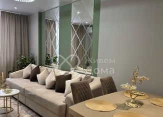 Продается 3-комнатная квартира, 87 м2, Волгоградская область, улица имени Кортоева, 6