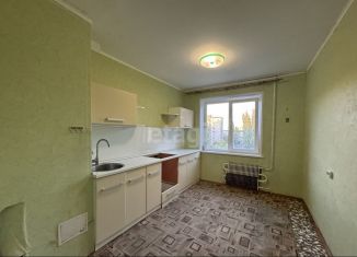 Продается трехкомнатная квартира, 63.8 м2, Старый Оскол, микрорайон Олимпийский, 55