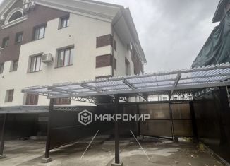 Продам машиноместо, 13 м2, Казань, улица Карла Фукса, 12А, Вахитовский район