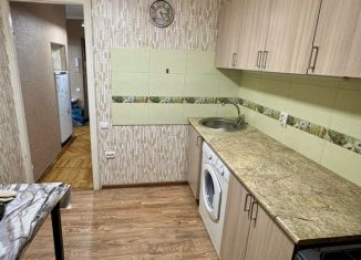 Продажа трехкомнатной квартиры, 57 м2, Шахты, улица Ворошилова, 23