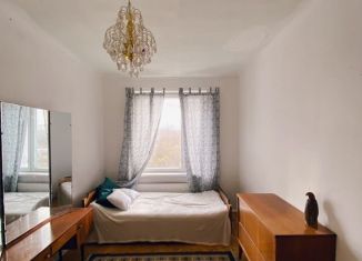 Сдача в аренду 2-ком. квартиры, 45 м2, Москва, Алтайская улица, 10