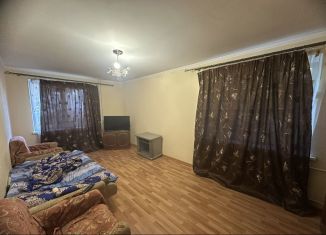 Продается 2-ком. квартира, 50 м2, Ставропольский край, улица Гагарина, 113