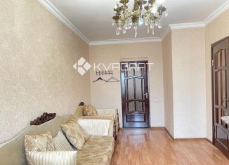 Продажа 3-ком. квартиры, 52 м2, Грозный, улица Хамзата У. Орзамиева