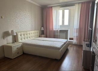 Сдаю 1-ком. квартиру, 40 м2, Москва, метро Митино, Пятницкое шоссе, 27к1