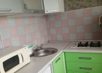 Продам 1-ком. квартиру, 32 м2, Новороссийск, проспект Ленина, 40А