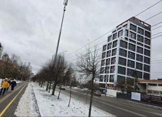 Продается трехкомнатная квартира, 77 м2, Удмуртия, Пушкинская улица, 273к2