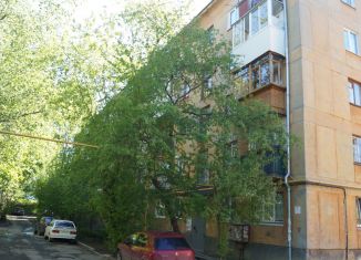 Продается 3-ком. квартира, 57 м2, Екатеринбург, Восточная улица, 16, метро Уральская