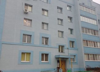 Продаю 2-ком. квартиру, 44 м2, Сызрань, улица Есенина, 13