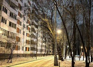 Сдам 3-комнатную квартиру, 55 м2, Москва, Домодедовская улица, 7к2, ЮАО