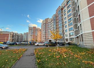 Продам квартиру студию, 33 м2, деревня Ивановское, улица Семёна Гордого, 12