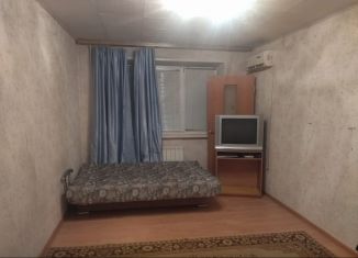 Сдача в аренду 1-ком. квартиры, 29 м2, Каменск-Уральский, улица Крылова, 17