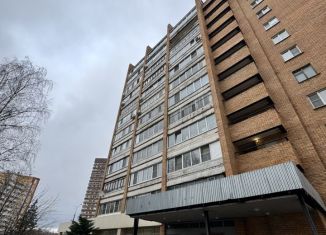 Продажа 4-комнатной квартиры, 77 м2, Калужская область, проспект Маркса, 94