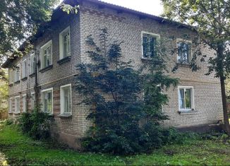 Продам 3-комнатную квартиру, 38.4 м2, Псковская область, Советская улица, 43