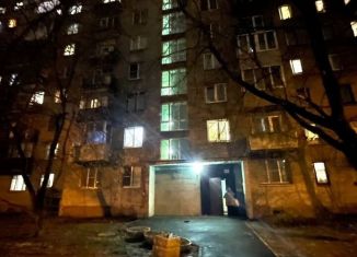 Продам двухкомнатную квартиру, 45.1 м2, Санкт-Петербург, улица Белы Куна, 5, метро Международная