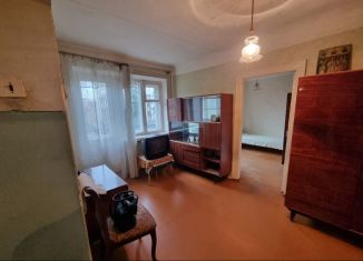 Продаю 2-ком. квартиру, 41 м2, Ставрополь, улица Ленина, 200