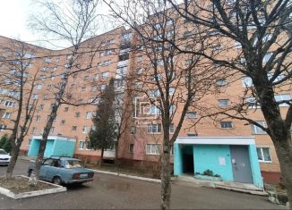 Продажа четырехкомнатной квартиры, 75.6 м2, Калуга, улица Генерала Попова, 8