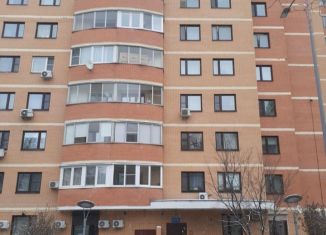 Сдаю 2-ком. квартиру, 60 м2, Москва, улица Новаторов, 4, метро Воронцовская