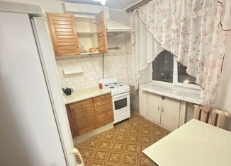 Сдается в аренду 2-ком. квартира, 43 м2, Клин, улица Гагарина, 30