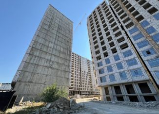 Продается 3-комнатная квартира, 118 м2, Махачкала, улица Перова, 13Б