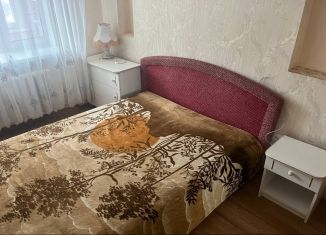 Сдача в аренду 2-ком. квартиры, 47 м2, Омск, улица Короленко, 2