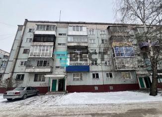 Продается 2-комнатная квартира, 51.2 м2, Ленинск-Кузнецкий, бульвар Химиков, 10/3