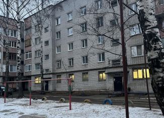 Продажа трехкомнатной квартиры, 63 м2, Марий Эл, улица Баумана, 14