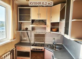 Продам 1-ком. квартиру, 32.5 м2, Санкт-Петербург, улица Лётчика Пилютова, 23