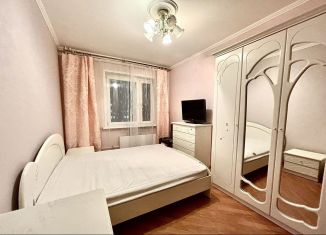 Сдается трехкомнатная квартира, 76.3 м2, Москва, Азовская улица, 24к2, ЮЗАО