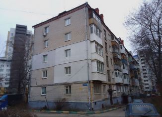 Продам 2-ком. квартиру, 43 м2, Нижний Новгород, улица Ванеева, 73